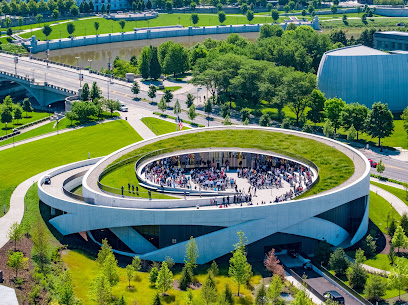 National Veterans Memorial and Museum